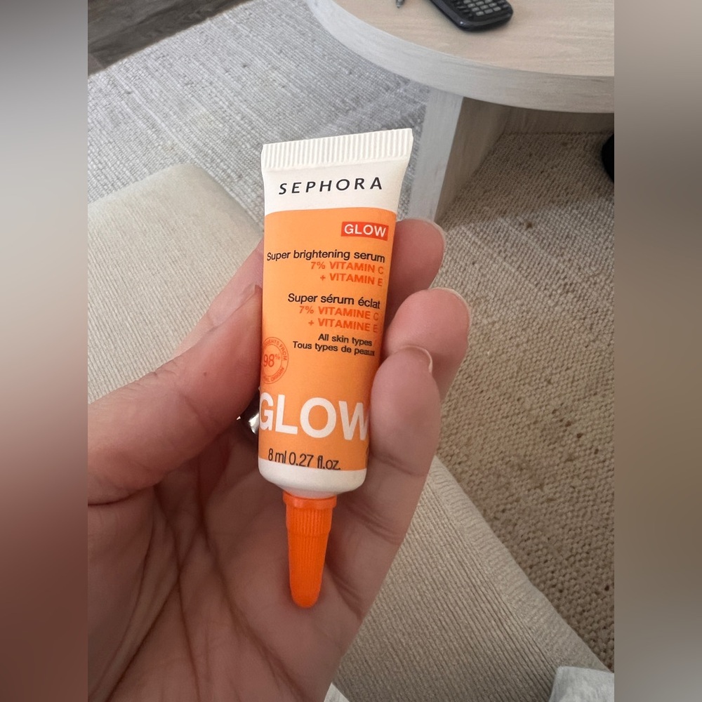 🌈 4/$15 - Sephora Glow Super Brightening Serum
